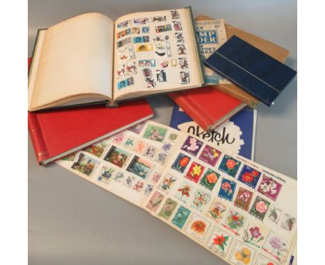 All world selection of stamps in old albums and two sketch pads, 100's of stamps (B.P. 21% + VAT) 