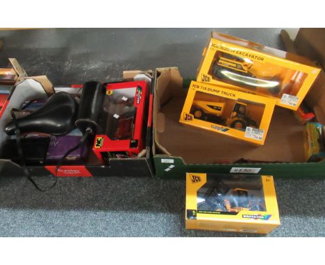 A tray of Britains, JCB 1:32 scale, die-cast model vehicles to include tractor etc., Whizzwheels cars together wit hanother b