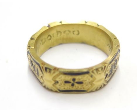 An 18ct gold and black enamel Victorian memorial ring 
