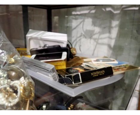 Tray of mixed collectables to include Ilford HP3 glass plates, cigarette cards and mobile phones. UK P&amp;P Group 2 (£20+VAT