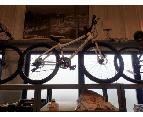 Carrera Subway 1 24 speed, 16 inch frame, 27 inch wheel, hardtail mountain bike, white. Not available for in-house P&amp;P