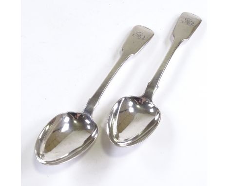 A pair of Victorian silver Fiddle pattern serving spoons, by Robert Williams, hallmarks Exeter 1844, length 22cm, 4.7ozBoth i