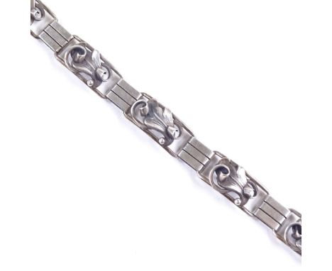 HANS JULIUS R LARSEN - a Vintage Danish stylised silver floral panel bracelet, maker's marks JL, bracelet length 19cm, 23gVer