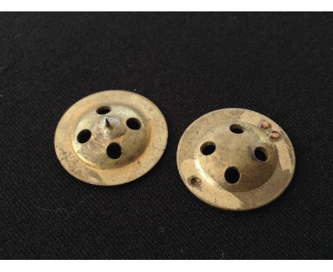 WW2 British Army/SOE fly button escape and evasion compass comprising of two buttons which could be balanced together to make
