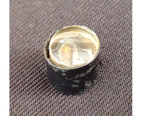 WW2 British RAF/Army/SOE Miniature Escape Compass. Approx 11mm in diameter.
