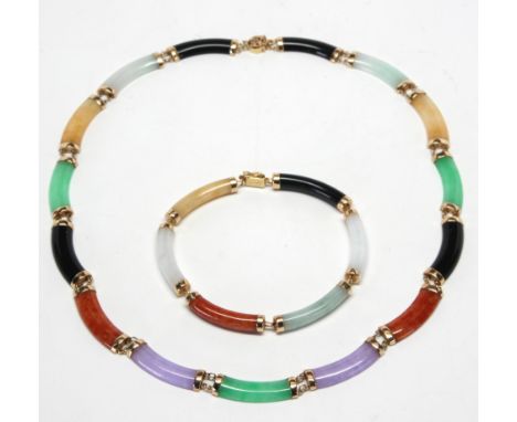 Multi-colored Jadeite, 14k yellow gold jewelry suite
Including 1) bracelet, composed of (6) mulit-colored jade, barrel segmen
