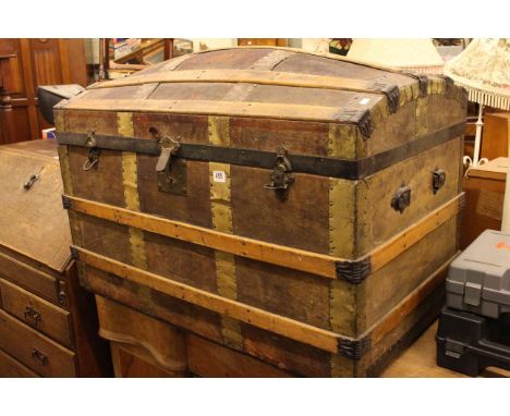 J.F. Strother &amp; Son 19th Century dome topped trunk with fitted interior