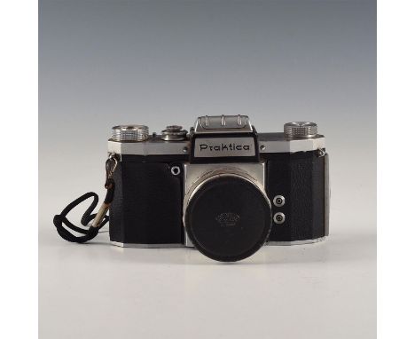 All-metal mechanical camera with 4.5 F35mm lens and cap.Meyerï¿½Optik Primagonï¿½lens has no obvious signs of internal foggin