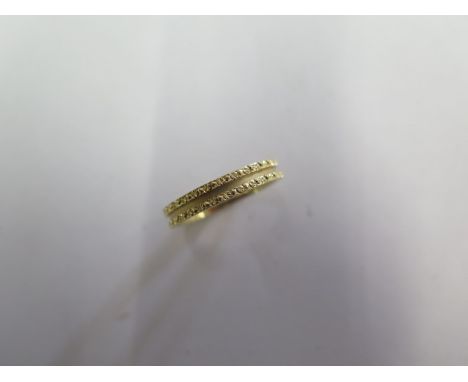 An 18ct gold Brown and Newirth hallmarked yellow gold ring size K - approx weight 2.6 grams - in good condition 