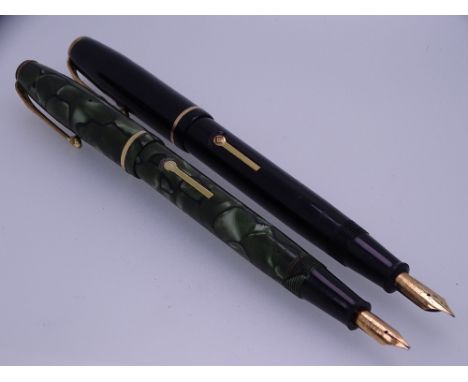 CONWAY STEWART - Vintage (1950s) Black Conway Stewart No.28 fountain pen with gold trim and 14ct gold Conway Stewart nib and 