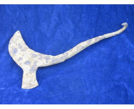 VIKING AGE THROWING AXE FROM UKRAINE.    An interesting throwing weapon from the Viking age found in Kiev. The weapon has a c