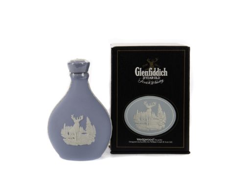 GLENFIDDICH WEDGWOOD AGED 21 YEARS OLD - 5CL Single Malt Scotch Whisky 5cl, 40% volume, in box.