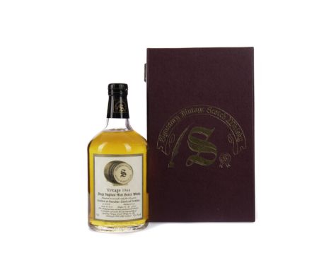 MACALLAN 1966 SIGNATORY VINTAGE AGED 30 YEARS Single Malt Scotch Whisky Distilled 16 June 1966, matured in cask no. 4175, bot