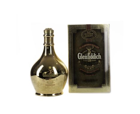 GLENFIDDICH SUPERIOR RESERVE AGED 18 YEARS Single Malt Scotch Whisky 700ml, 43% volume, gold decanter in carton.