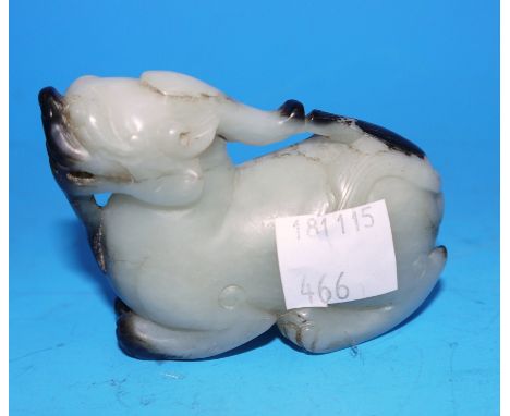 A Chinese carved hardstone jade type figure of a mythical beast, 2¼"