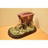 A large Leonardo Collection 'Traveller's Rest' group, measures 20cm tall (AF).