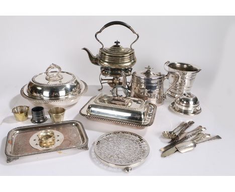 Silver plated wares, to include tea kettle with stand and burner, circular vegetable tureen and cover with interior central d
