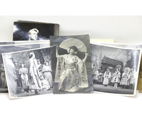 Twenty vintage photographs of stage performances. P&amp;P Group 1 (£14+VAT for the first lot and £1+VAT for subsequent lots) 