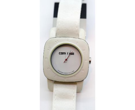 Original Converse gents white wristwatch with canvas strap in original box. P&amp;P Group 1 (£14+VAT for the first lot and £1