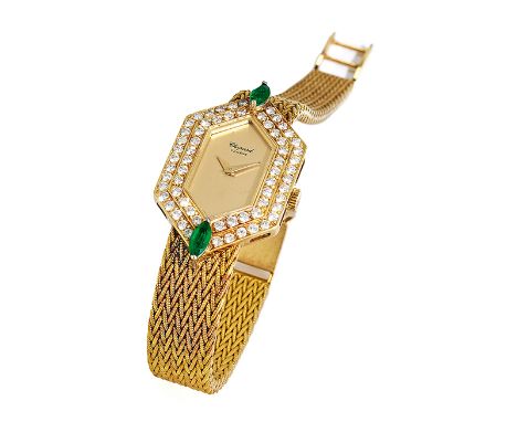   CHOPARD Damenuhr in Gold mit Brillanten und Smaragden Elegante Damenuhr von CHOPARD in 18 kt Gold mit 18 kt Goldarmband. Ge