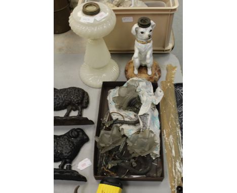 Wall lights and 2 oil lamp bases