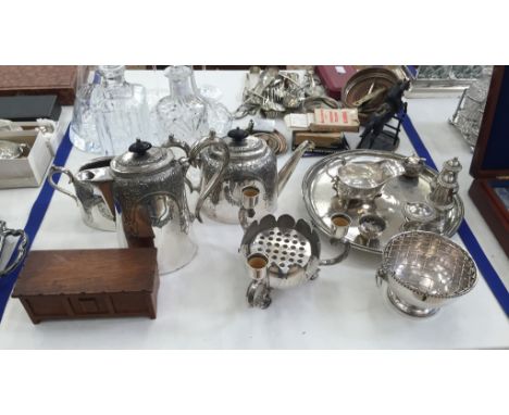 A quantity of EPNS to inc tray, rose bowl, candelabra, tea service etc
