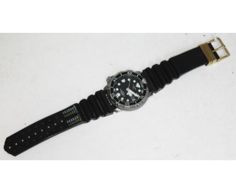 Citizen GN-4-S 5503 Quartz 300M Professional diver's  wristwatch with signed black dial, oversized lumed hour markers and han