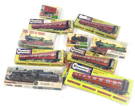 Various Kit Master train builds, to include corridor brake second green, corridor second maroon, maroon brake weathered, Airf