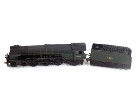 A Bachmann Branchline OO gauge Class A1 locomotive Madge Wildfire, 6013 5,  BR lined green, 4-6-2, in associated box. 