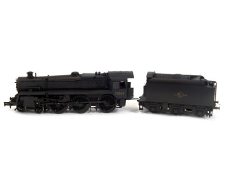 A Bachmann Branchline OO gauge Standard Class 5MT locomotive, 73069, 4-6-0, plain black with BR 1C tender (weathered), 32-505
