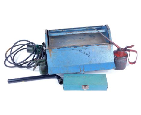 A Halfords blue cantilever toolbox, and contents, of two small oil cans, Gripper Briticent inspection lamp (AF), and Kamasa T