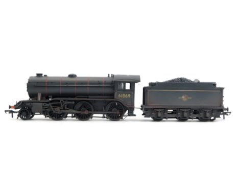 A Bachmann Branchline OO gauge Class K3 locomotive, 2-6-0, 61869, BR black late crest (weathered), 32-280.