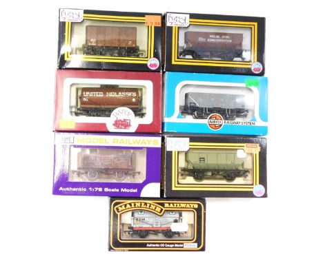 Airfix, Dapol and Mainline rolling stock, to include 20 ton mineral wagon, hopper house coal wagon, BP tank wagon, etc. (7)
