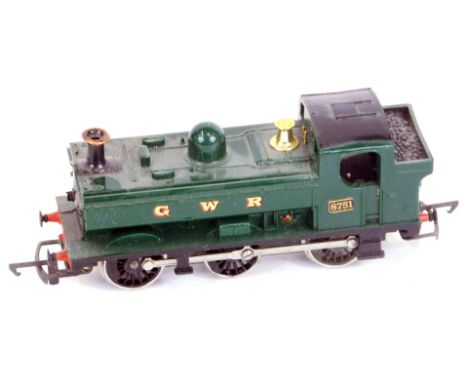 A Hornby OO gauge shunting engine, GWR green livery, 0-6-0, 8751, with a box.