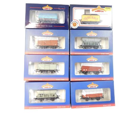 Bachmann OO gauge rolling stock, to include 33-076B five plank China Clay hooded wagon, BR brown, 38-380 12 ton ventilated va