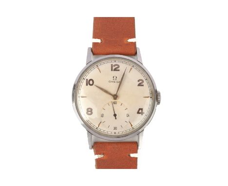 AN OMEGA STAINLESS STEEL JUMBO WRISTWATCH
Circa 1950s
The cream dial with Arabic and baton hour markers, subsidiary seconds d