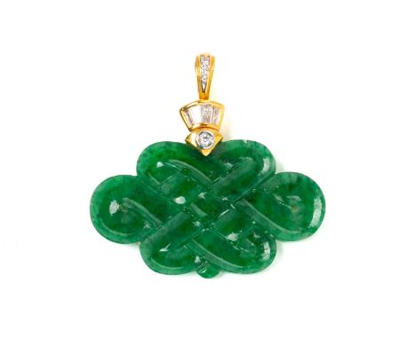 A JADE CHINESE KNOT PENDANT
Featuring a carved jade Chinese knot, with a gold bail marked '850' accented with diamonds totall