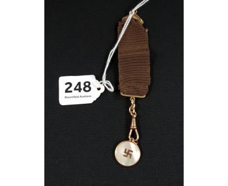 ANTIQUE MOTHER OF PEARL FOB