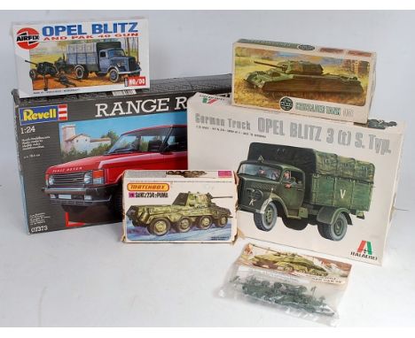 Nine various boxed and bagged plastic mixed scale military and Range Rover kits to include Airfix, Matchbox, Italeri and othe