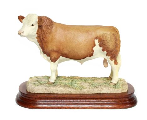 Border Fine Arts 'Simmental Bull', model No. L102, by Ray Ayres, limited edition 957/1500, on wood base, with box and certifi