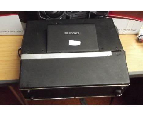 Cine projector