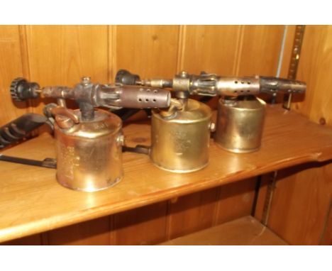 3 brass blow lamp, b.61