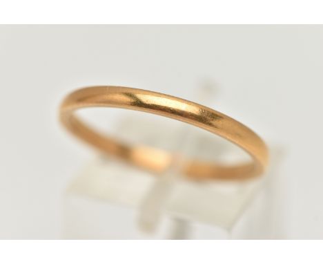 A 22CT YELLOW GOLD THIN POLISHED BAND, approximate band width 2.0mm, hallmarked 22ct Birmingham, ring size S, approximate gro