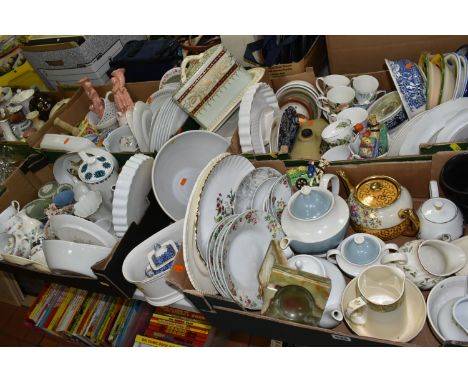 SEVEN BOXES AND LOOSE CERAMICS AND GLASSWARE, to include Royal Worcester 'Evesham' oven dishes, Wedgwood green Jasperware tri