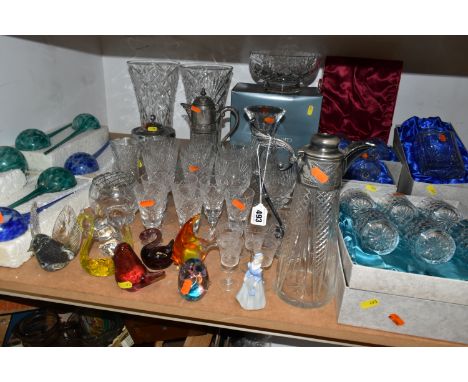 A GROUP OF CUT CRYSTAL AND GLASSWARE, comprising a boxed set of six Edinburgh whisky tumblers, a decanter and two boxed pairs