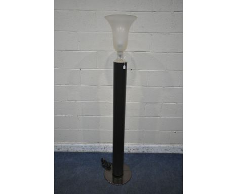 A NATUZZI STANDARD LAMP, with a vase style glass shade, on a cylindrical leather support and circular base, height 184cm (con