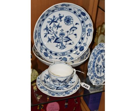SIX PIECES OF MEISSEN 'BLUE ONION' TEA/DINNER WARE, comprising a teacup and saucer, two side plates and two serving bowls, ea