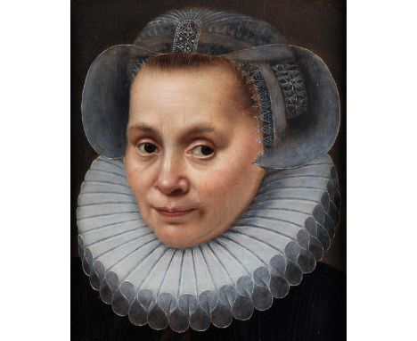 Flämische Schule des 16. JahrhundertsPORTRAIT EINER DAME MIT HALSKRAUSEÖl auf Holz.35 x 29 cm.Vor braunem Hintergrund das Bru