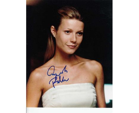Gwyneth Paltrow signed 10 x 8 colour photo. Beautiful portrait of the Hollywood actress and star of Iron Man.   Good conditio