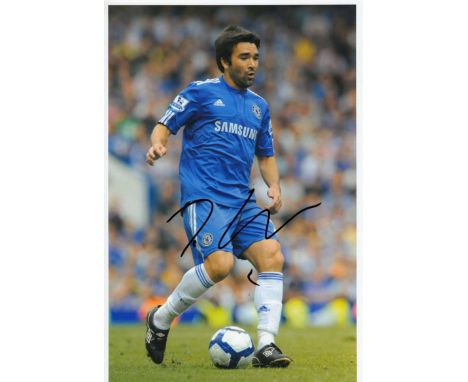 Deco signed 10 x 8 colour photo. Football action photo signed by Portugese footballer Deco, seen here playing for Chelsea.   
